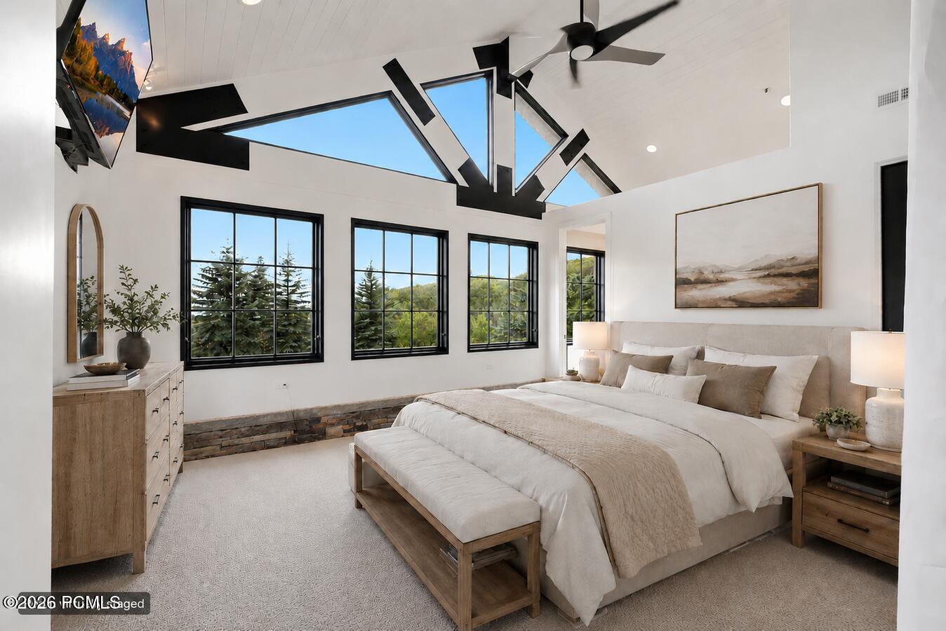 5971 N Maple Ridge Trl