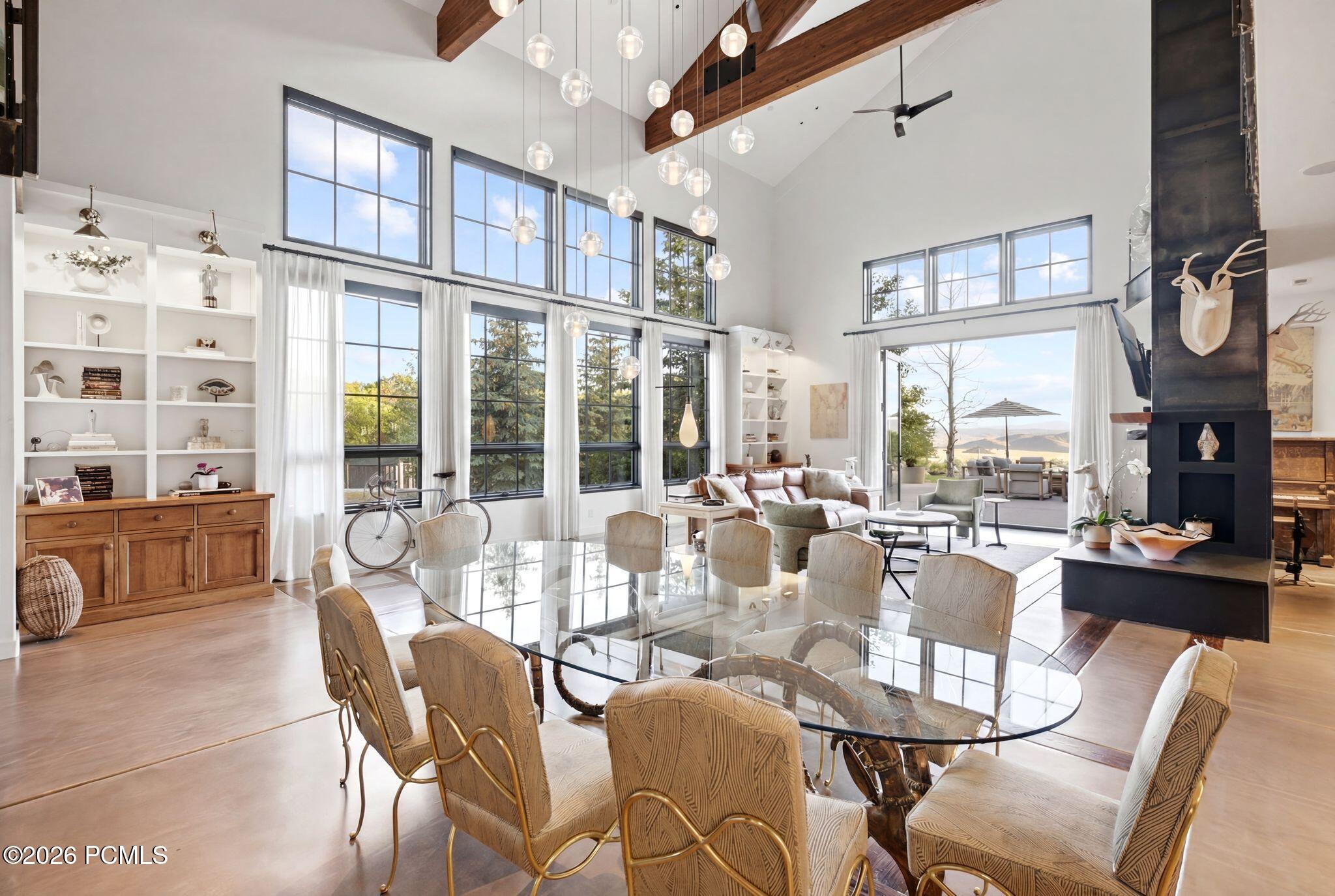5971 N Maple Ridge Trl