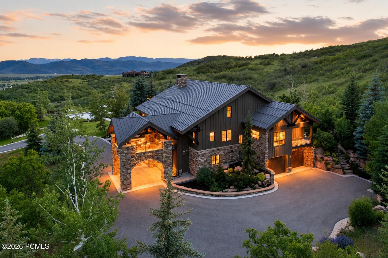 5971 N Maple Ridge Trl