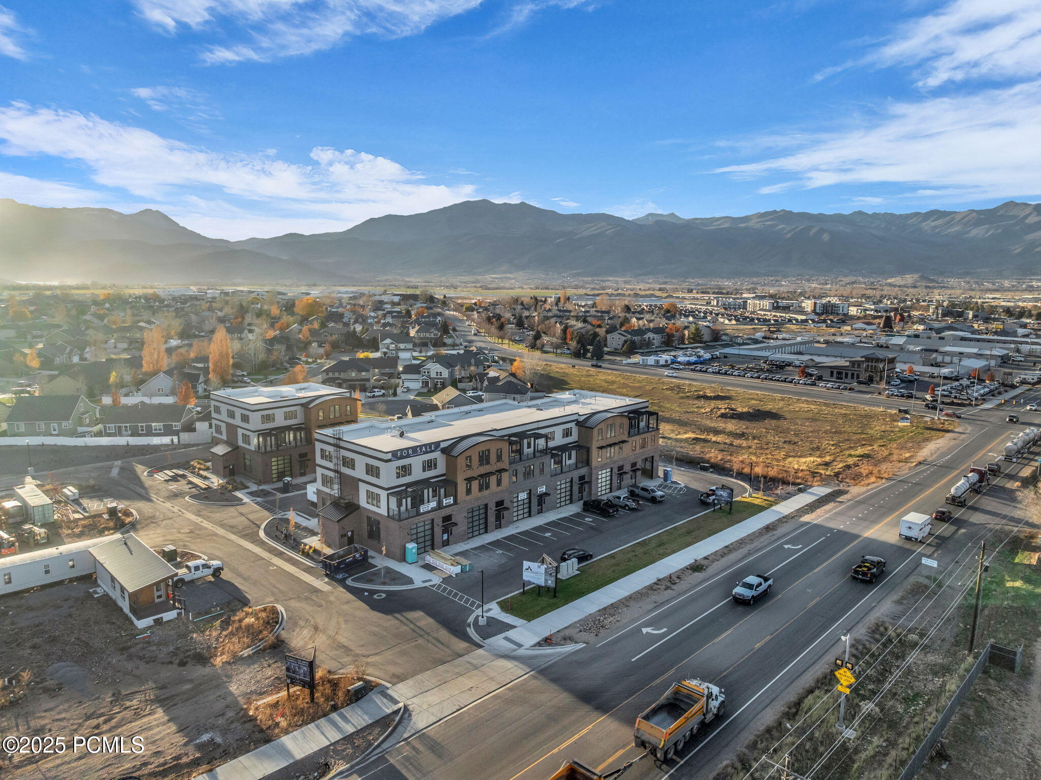 1922 S Highway 40 4