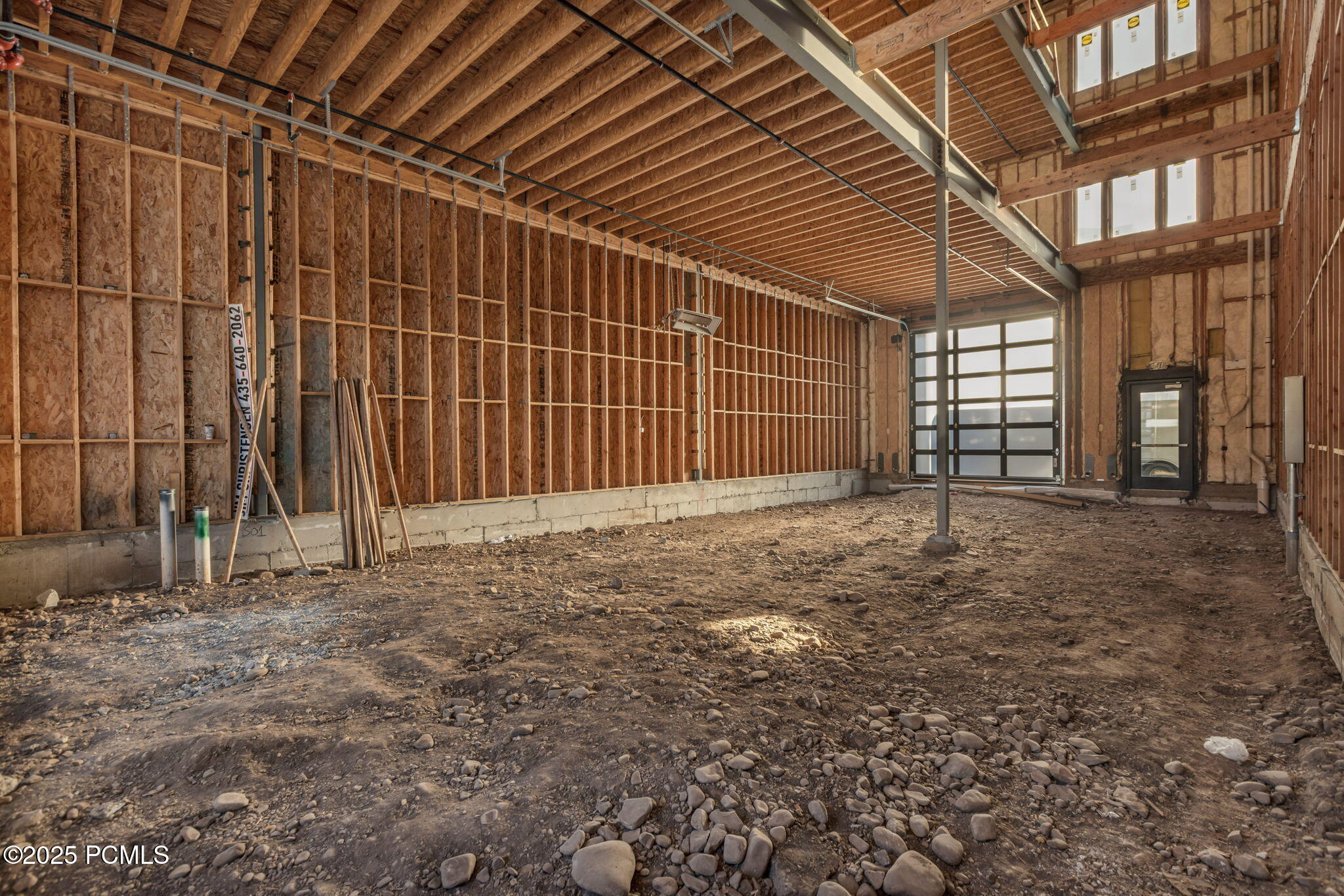 1922 S Highway 40 4
