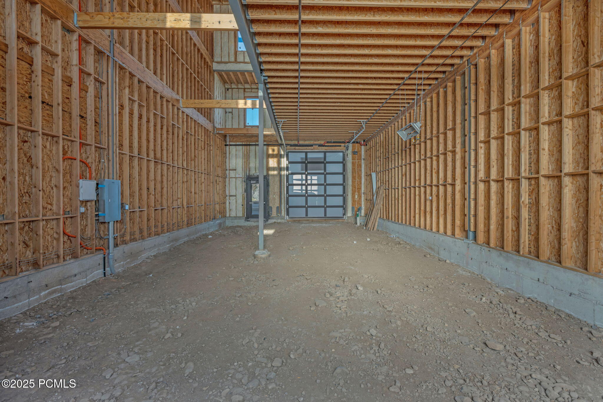 1922 S Highway 40 4