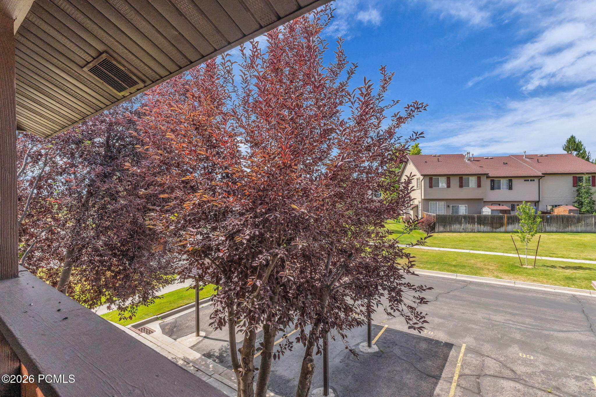 889 Zurich Ln