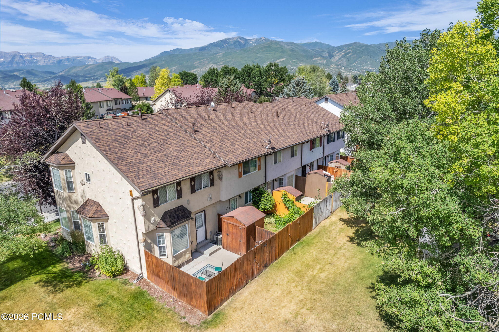 889 Zurich Ln