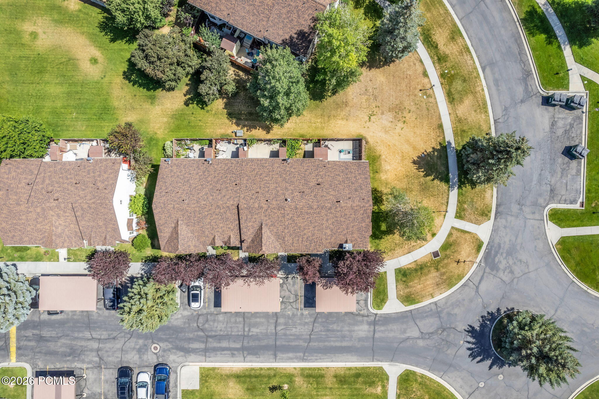 889 Zurich Ln