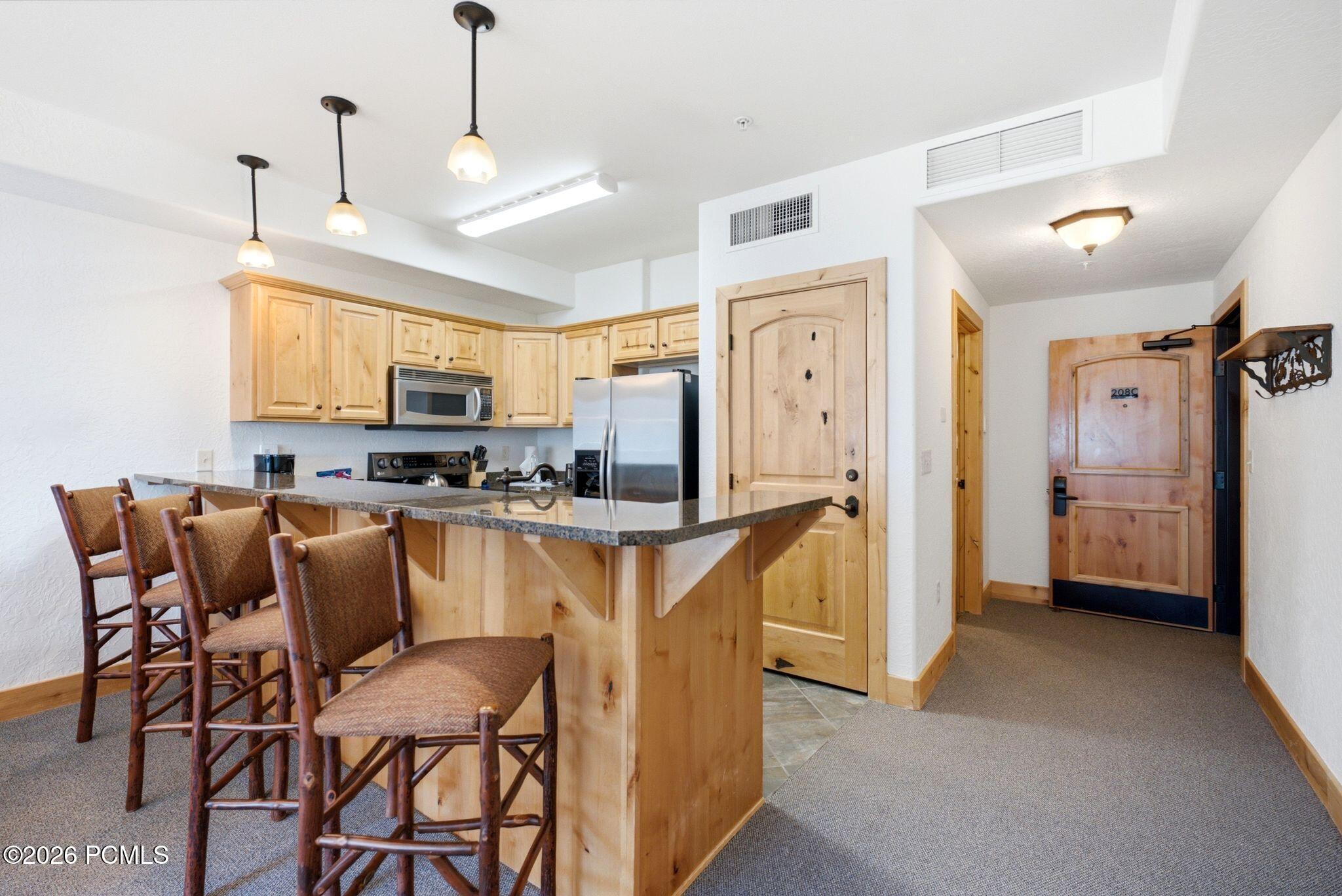 2669 W Canyons Resort Dr 208