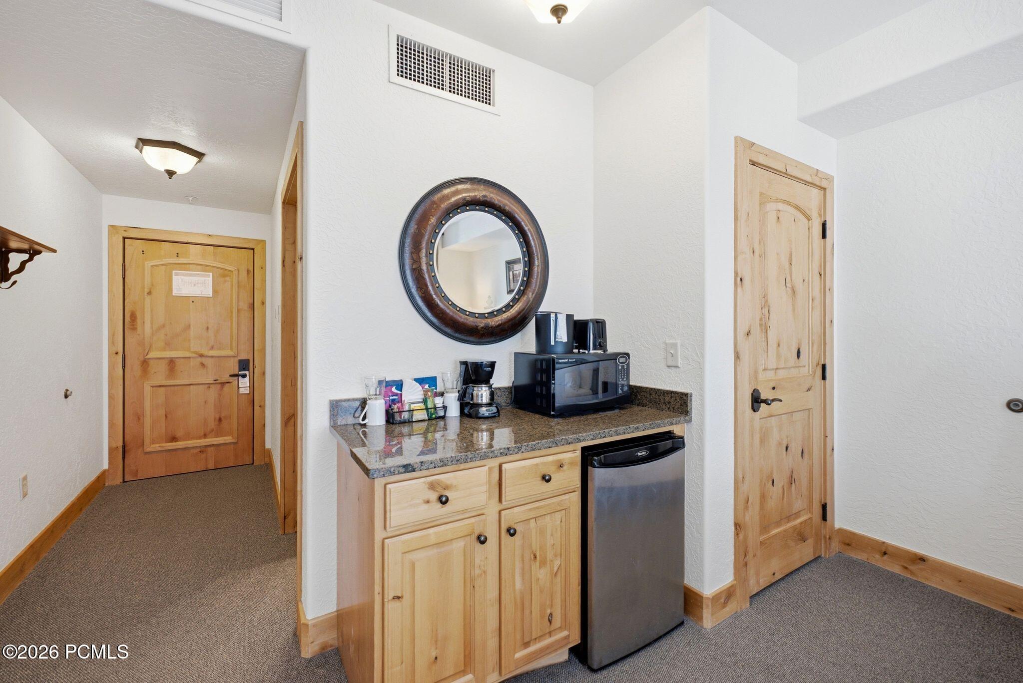 2669 W Canyons Resort Dr 208