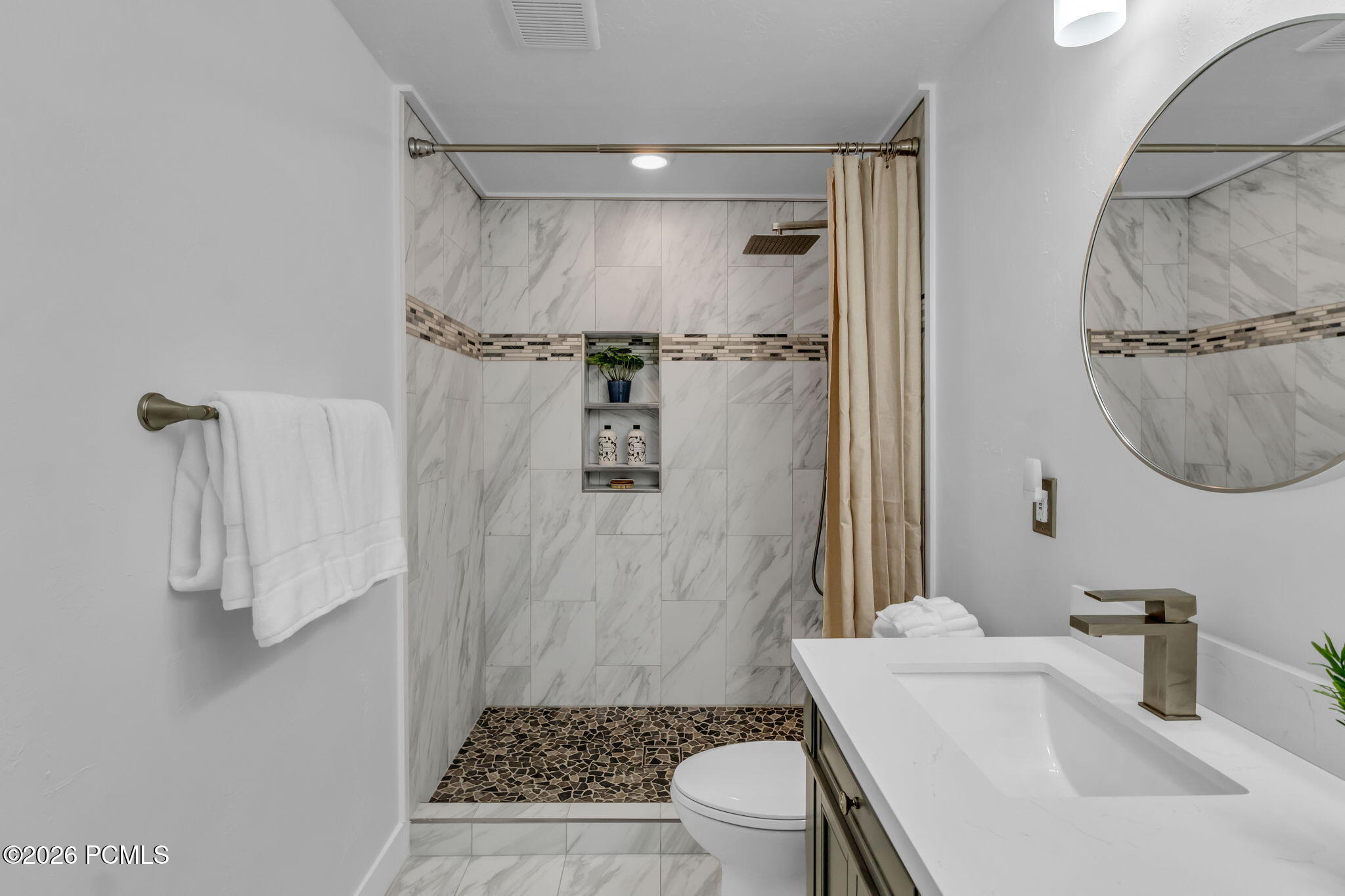 3827 W Coastal Dune Drive