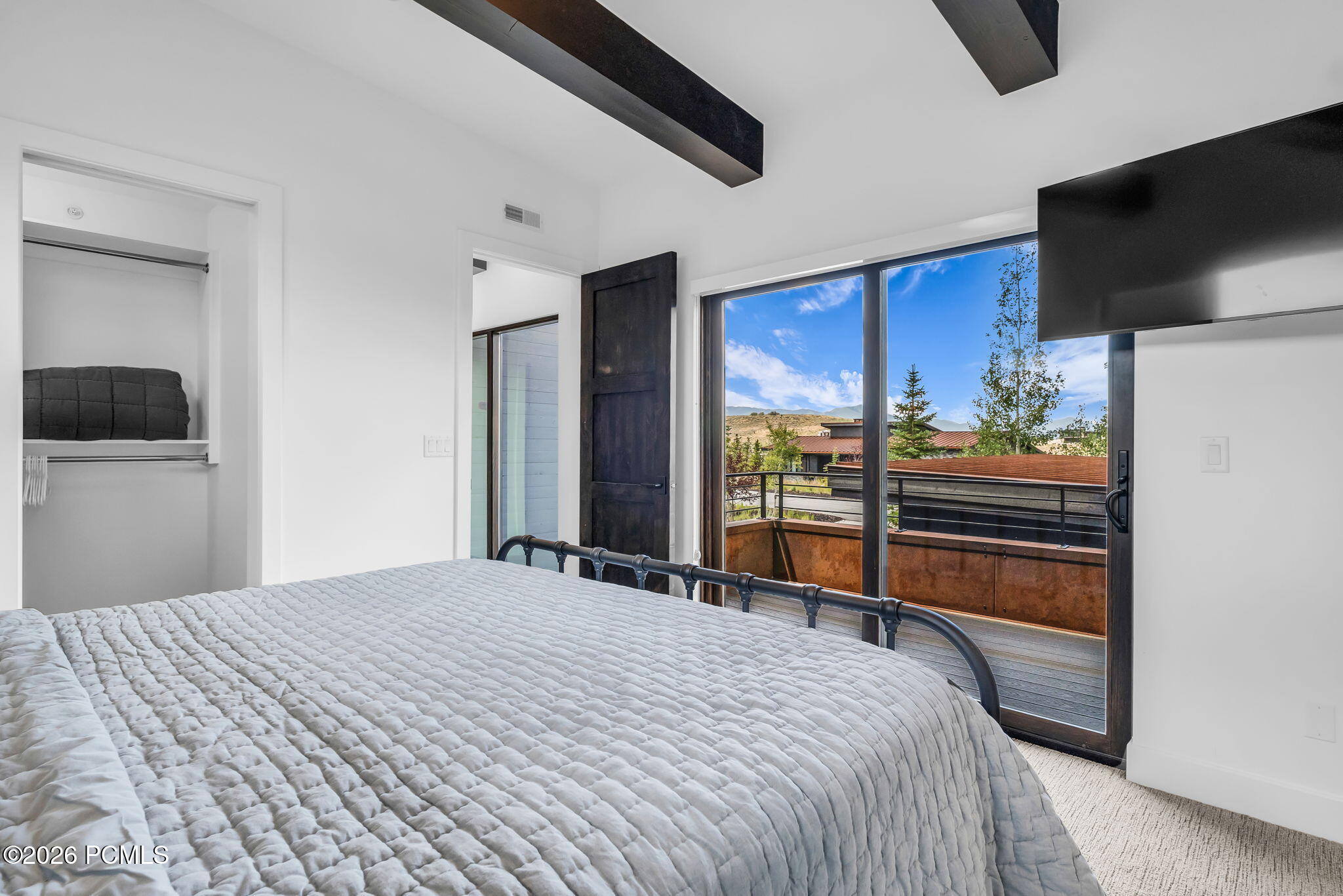 6714 Golden Bear Loop W