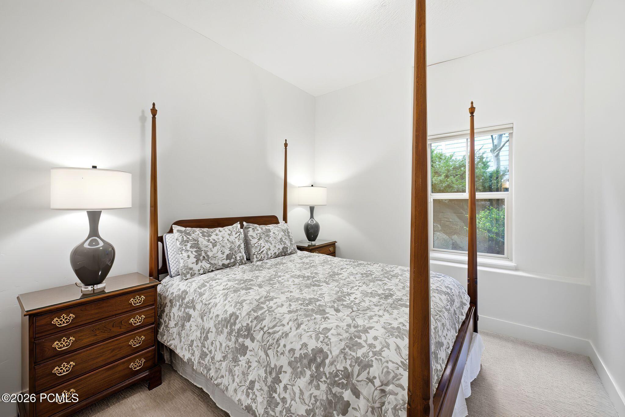 12477 Ross Creek Drive