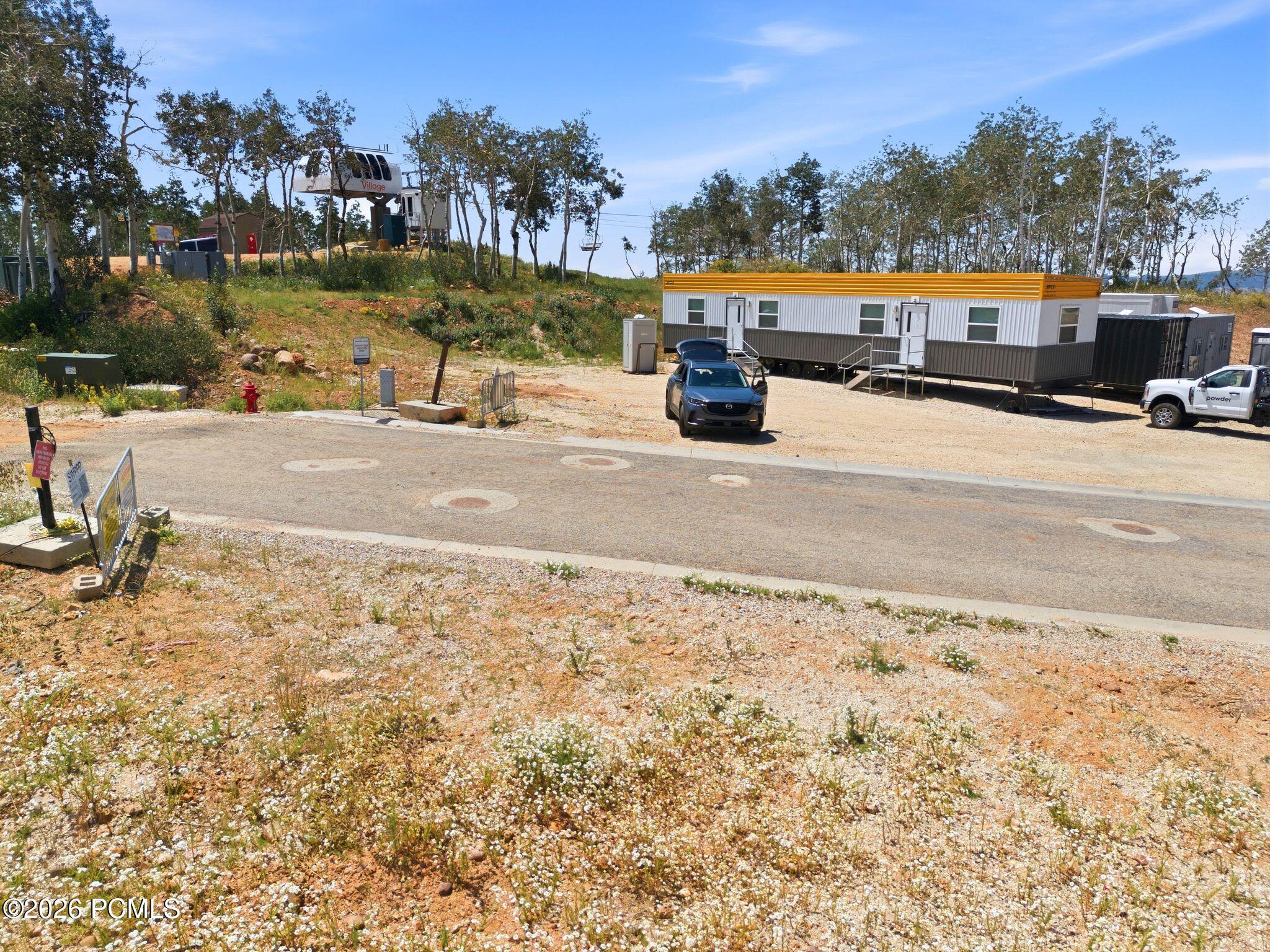 5747 N Daybreak Rdg 8