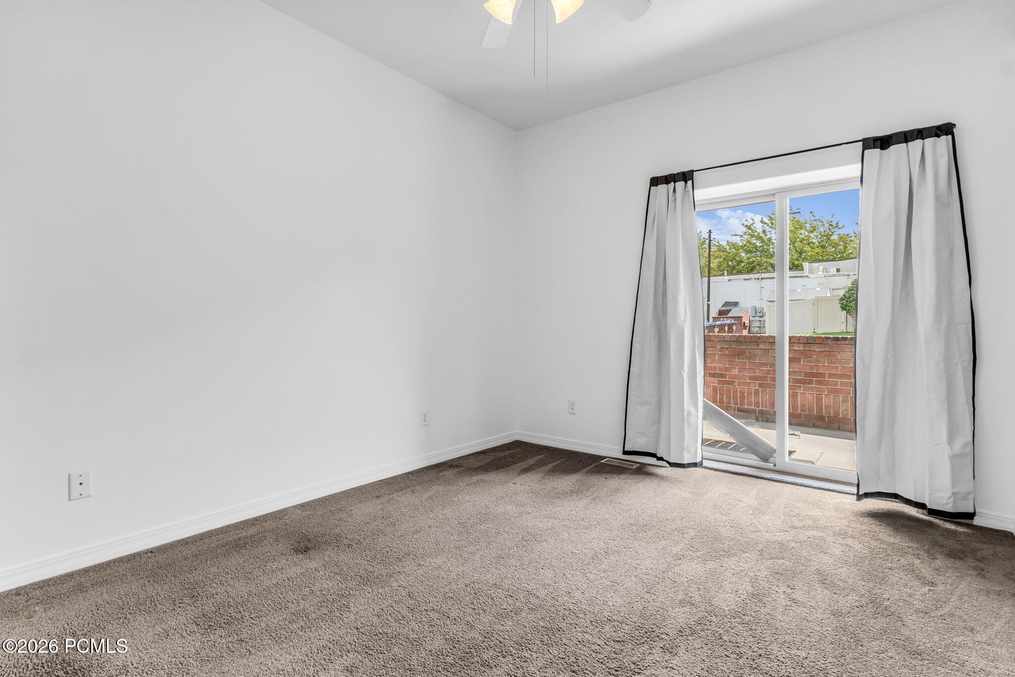 44 W 200 North Apt 5