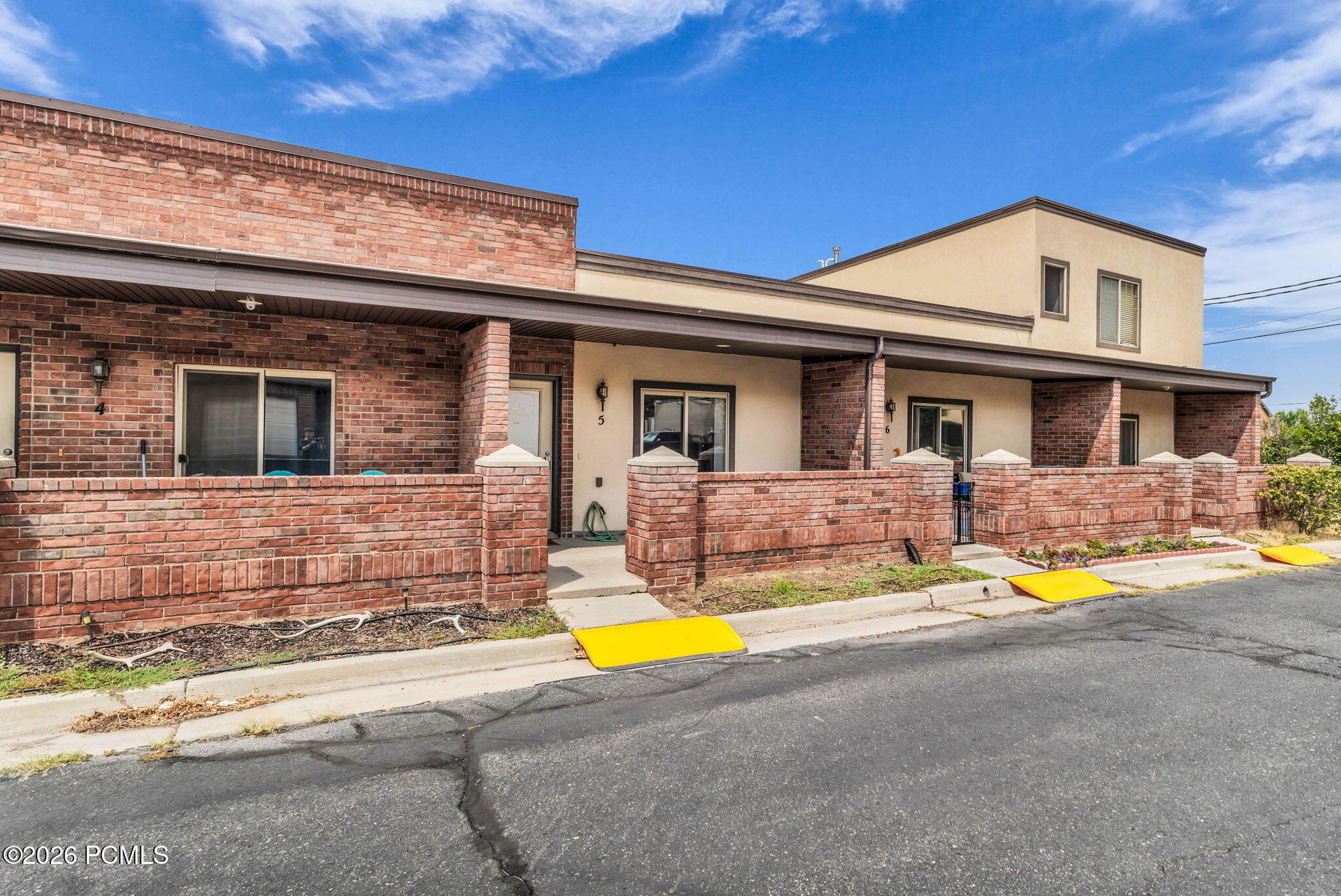 44 W 200 North Apt 5