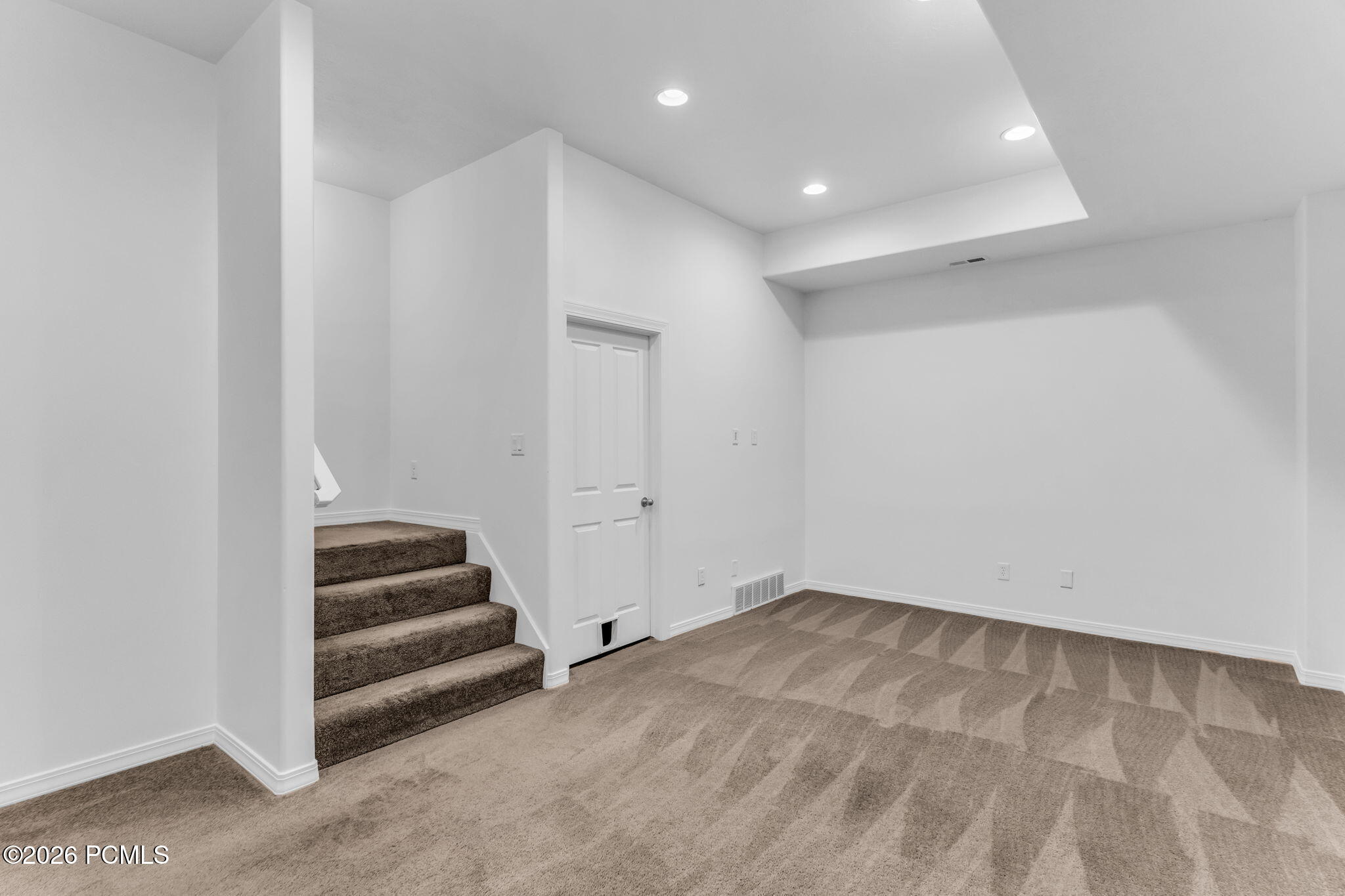 44 W 200 North Apt 5