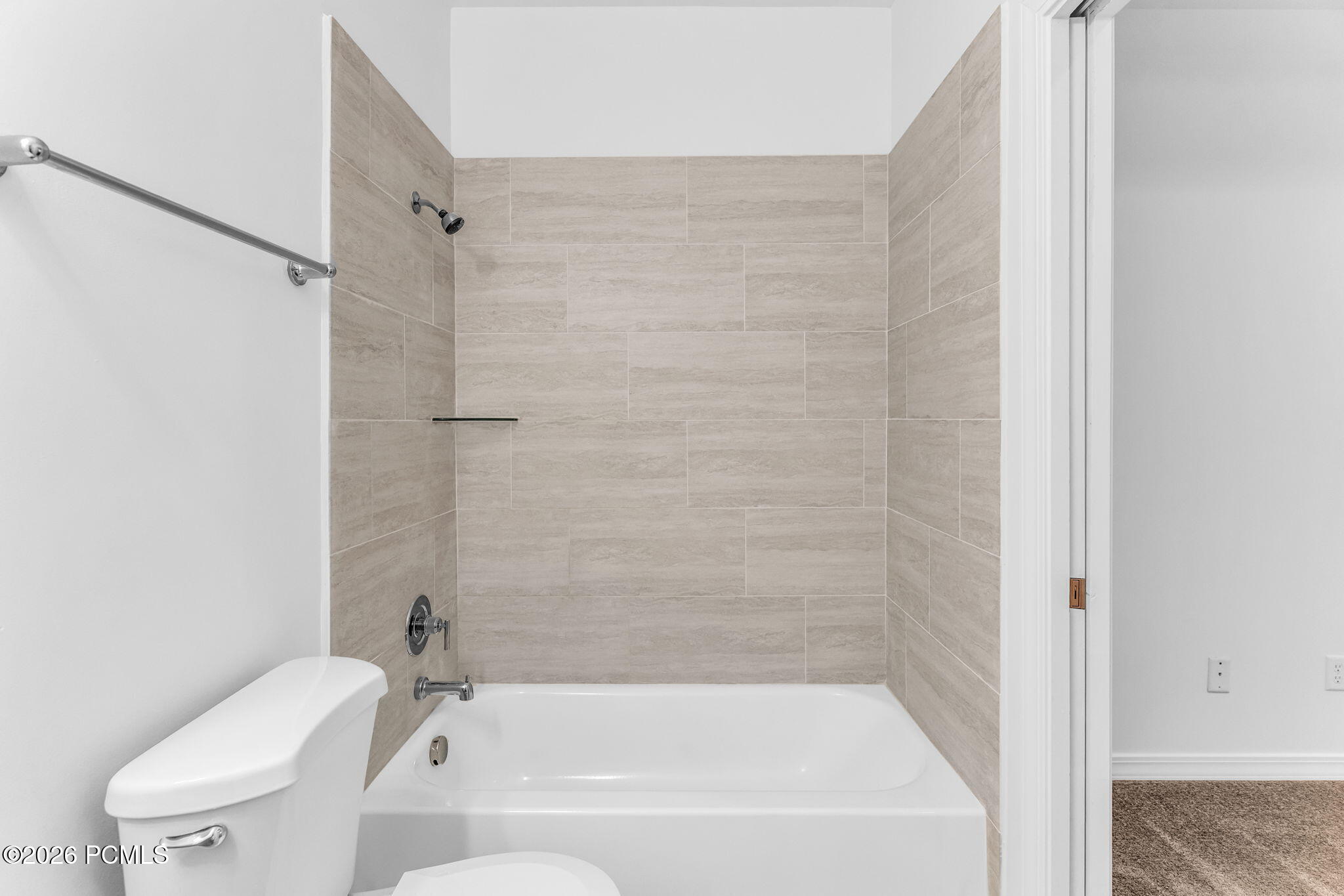 44 W 200 North Apt 5