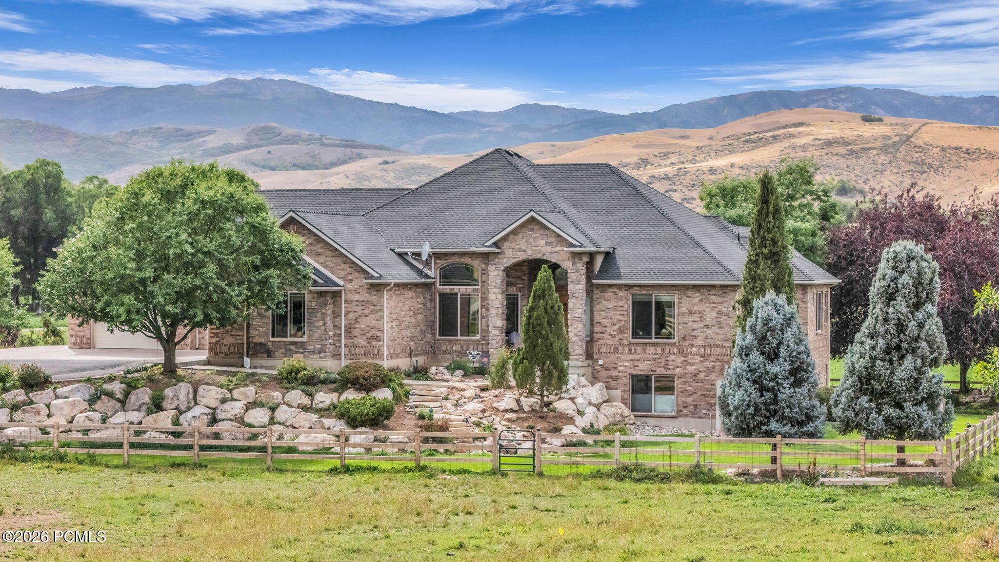 1236 S Highway 66