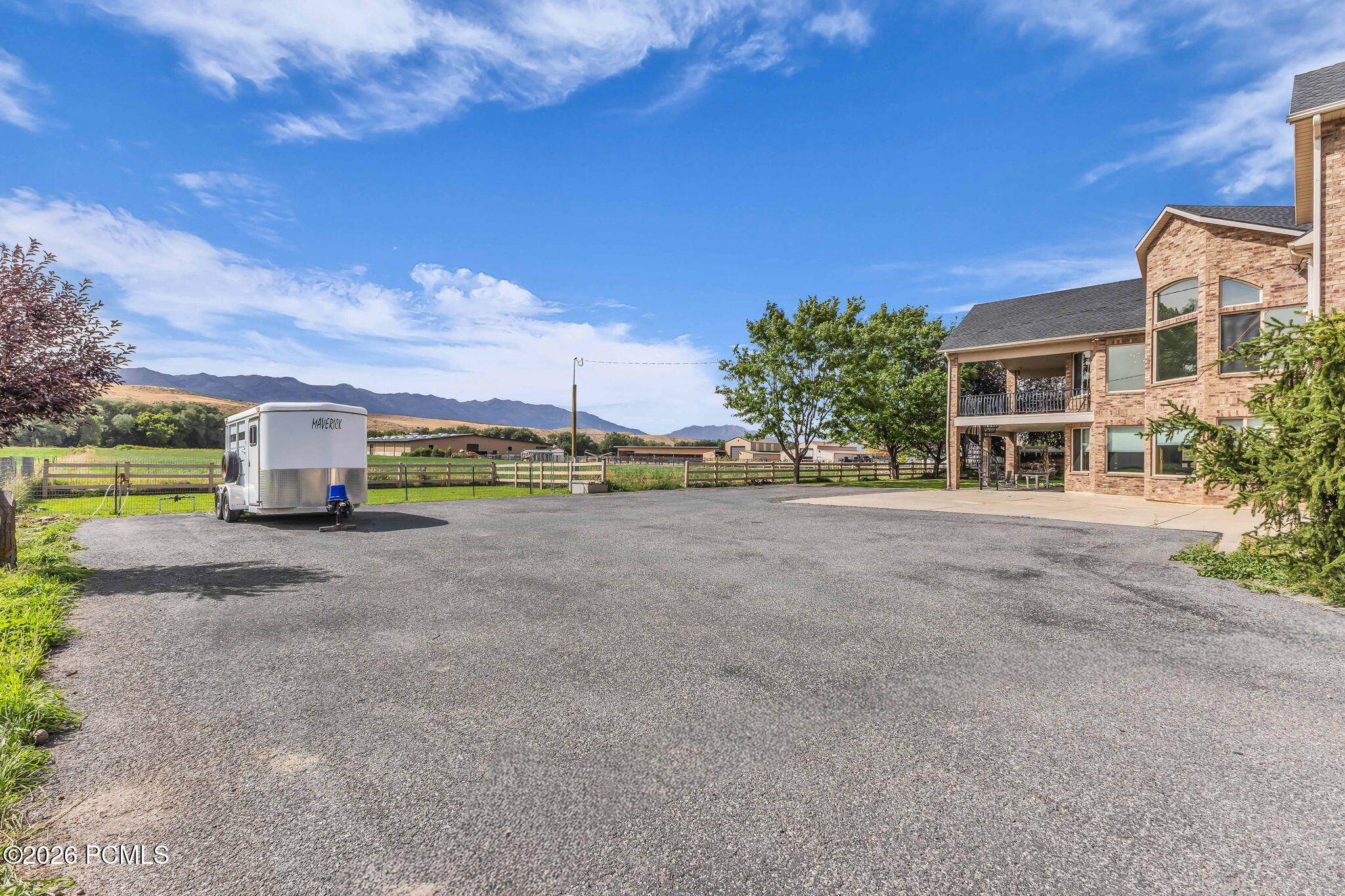 1236 S Highway 66