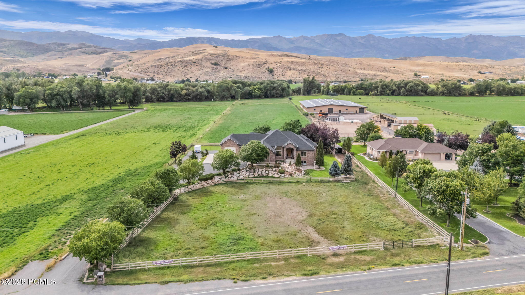 1236 S Highway 66