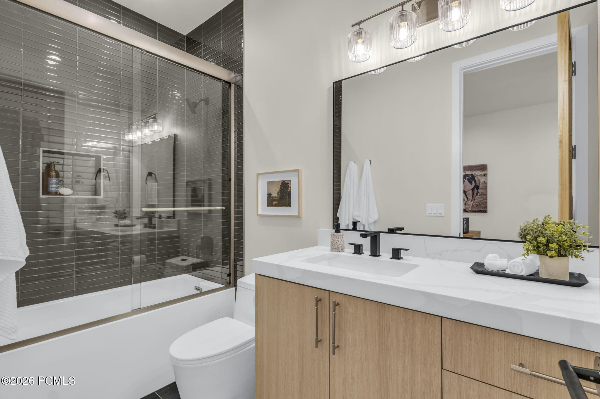 10740 N Hideout Trail
