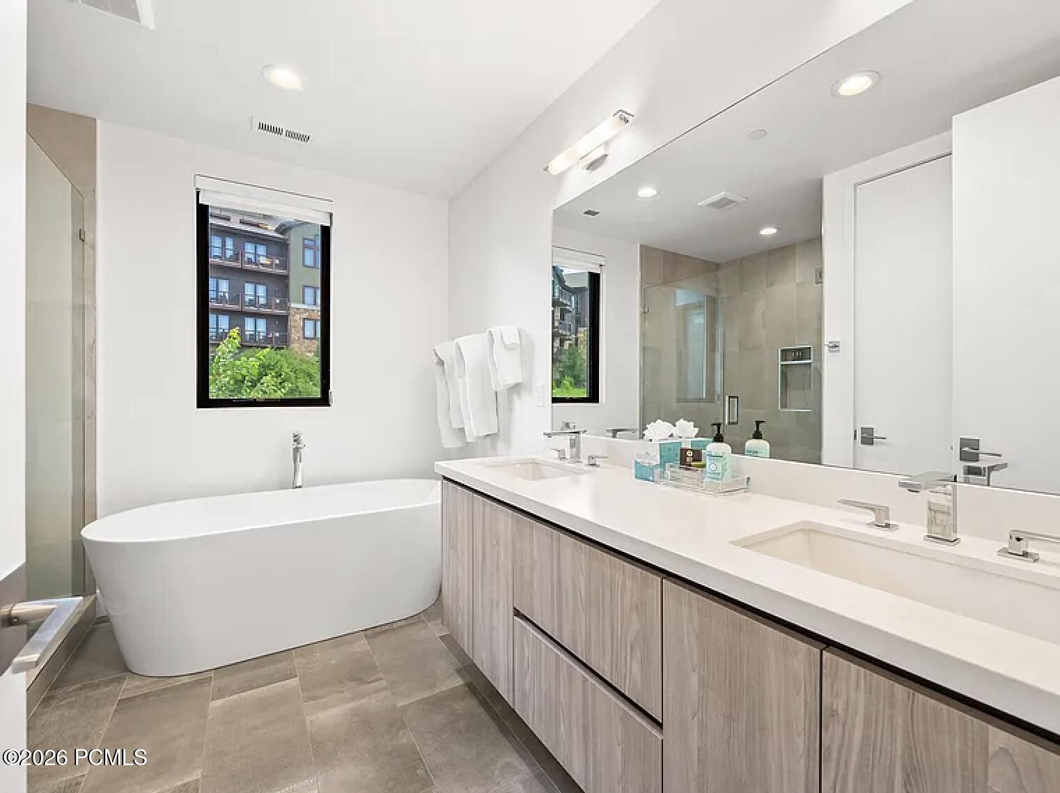 4134 Cooper Ln Unit 22