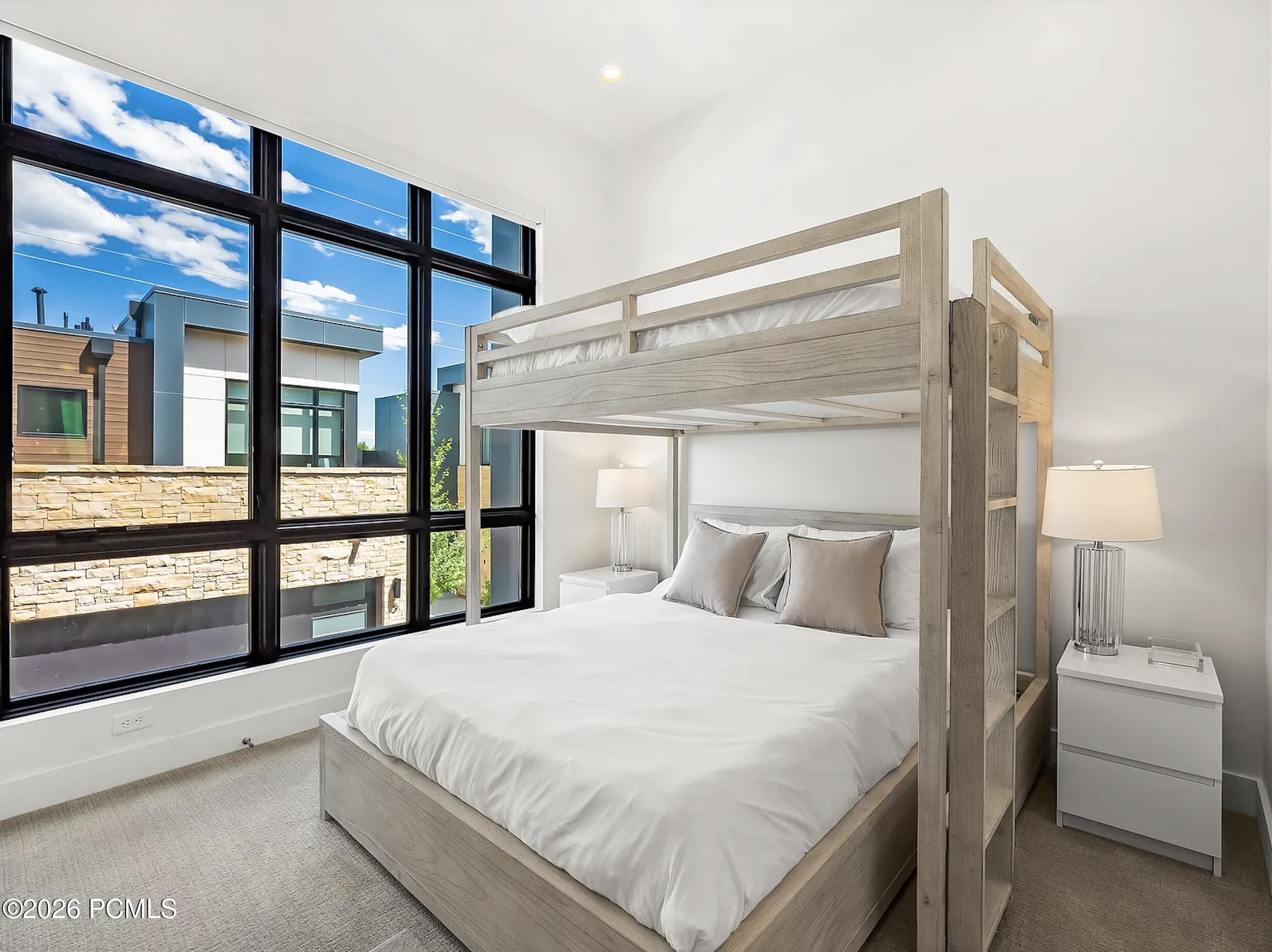 4134 Cooper Ln Unit 22
