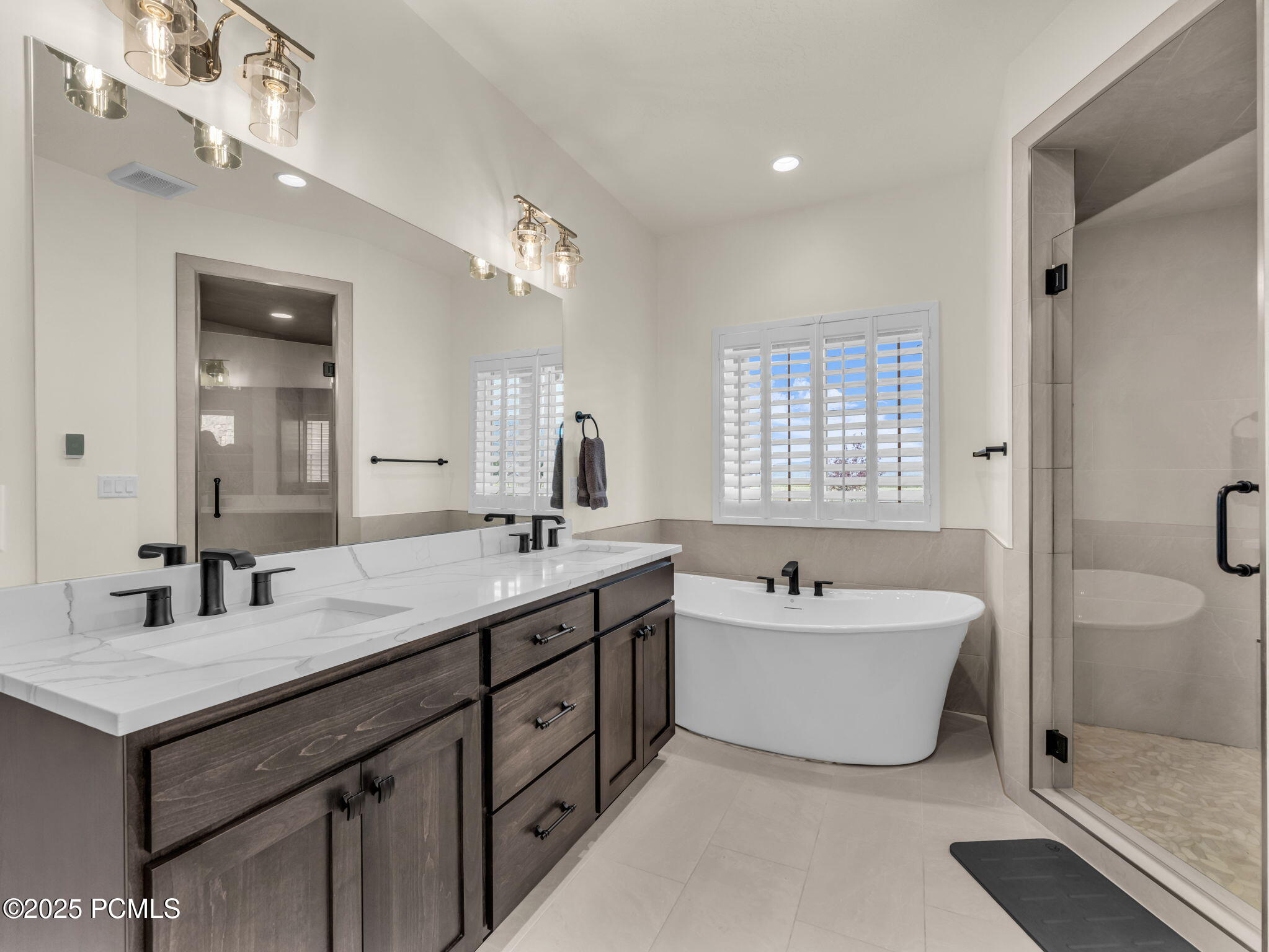 943 Hart Loop