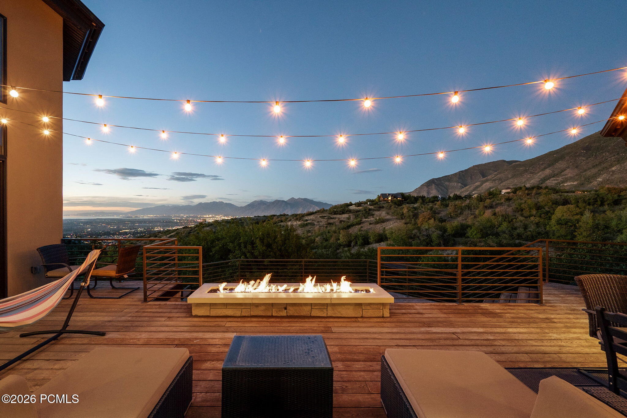 867 S Summit Creek Dr