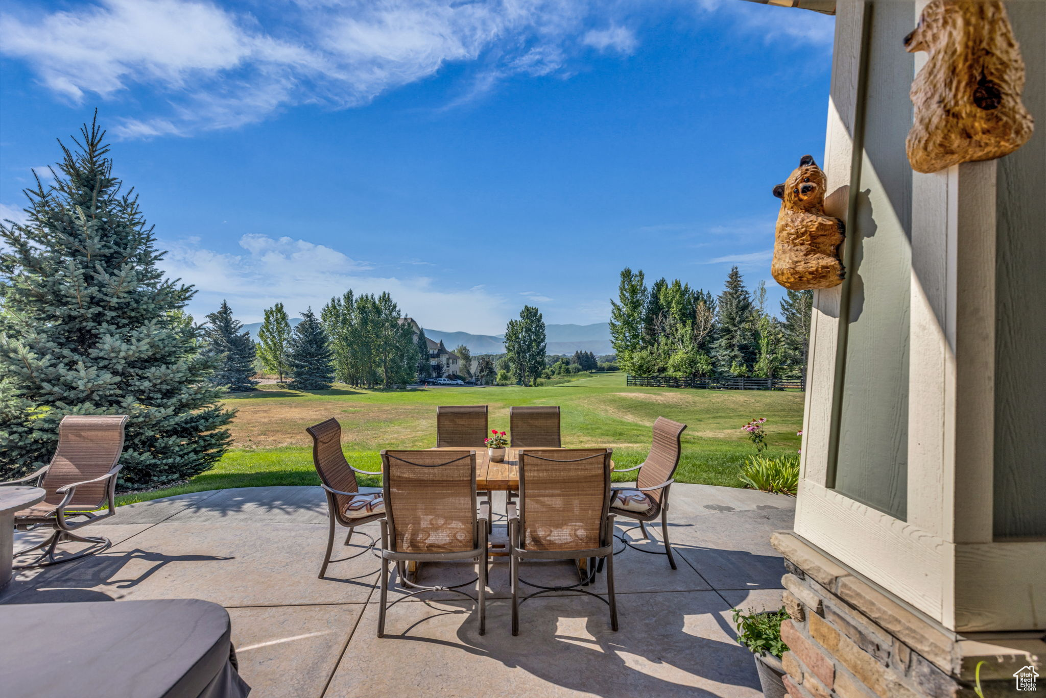 583 BAYHILL DR #40