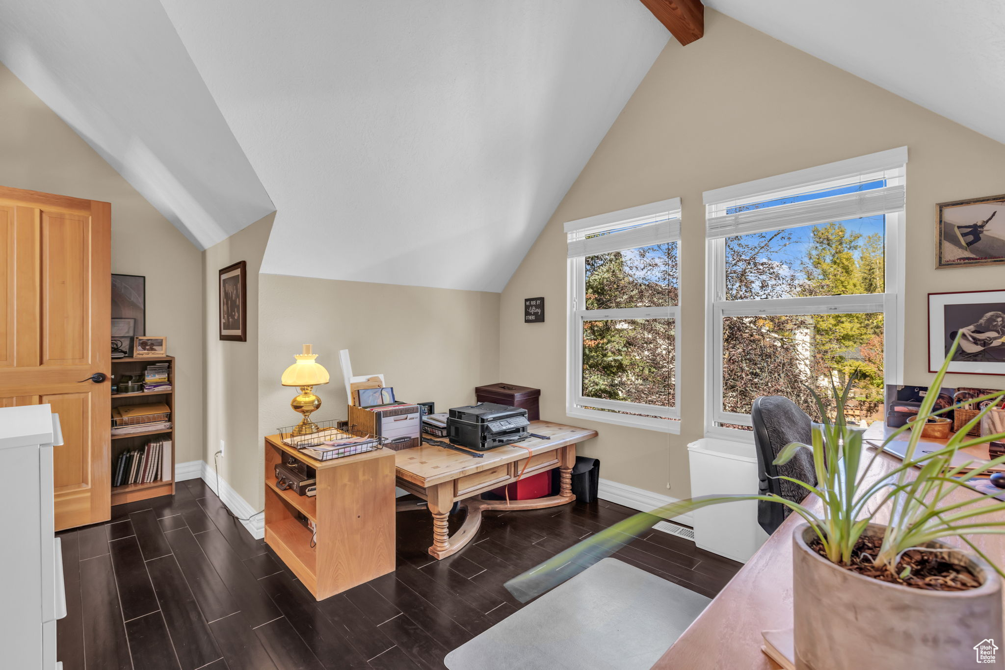 5166 N SILVER SPRINGS RD