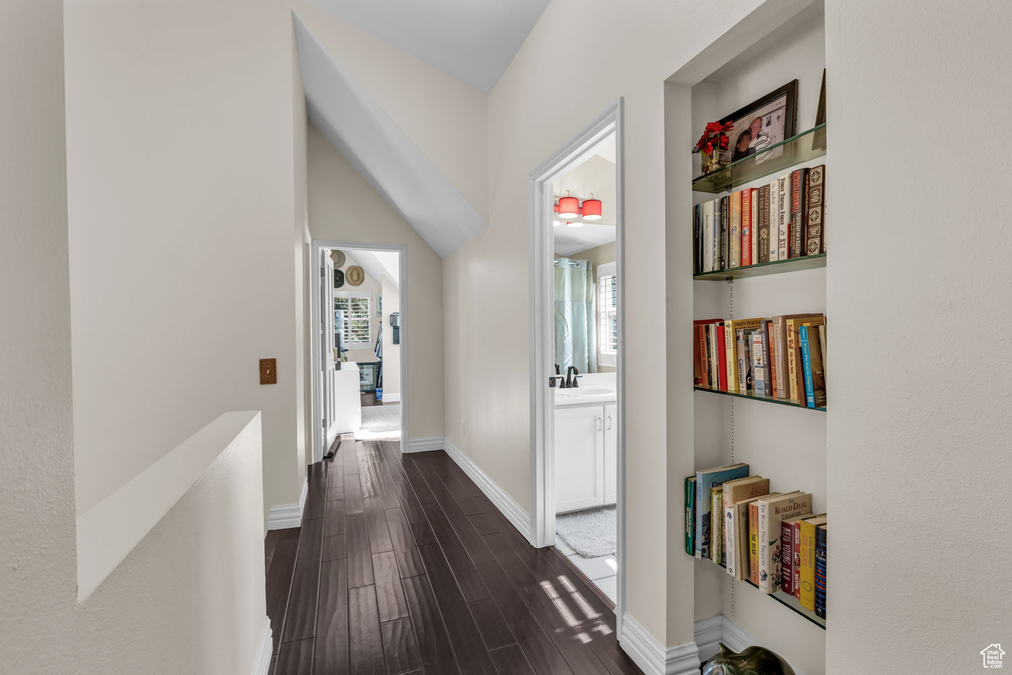 5166 N SILVER SPRINGS RD