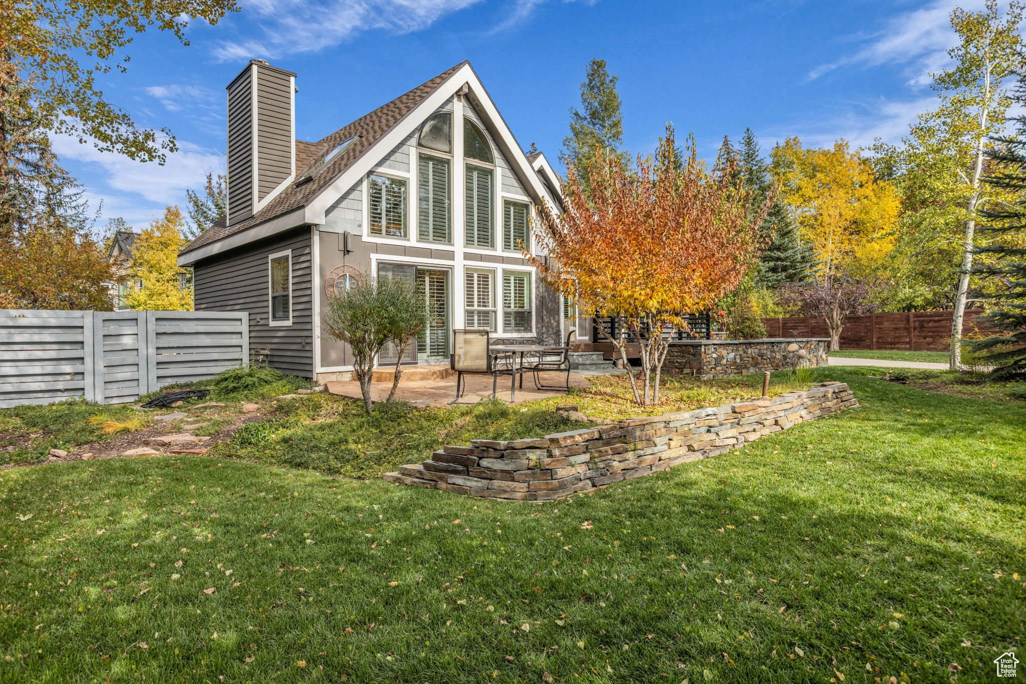 5166 N SILVER SPRINGS RD