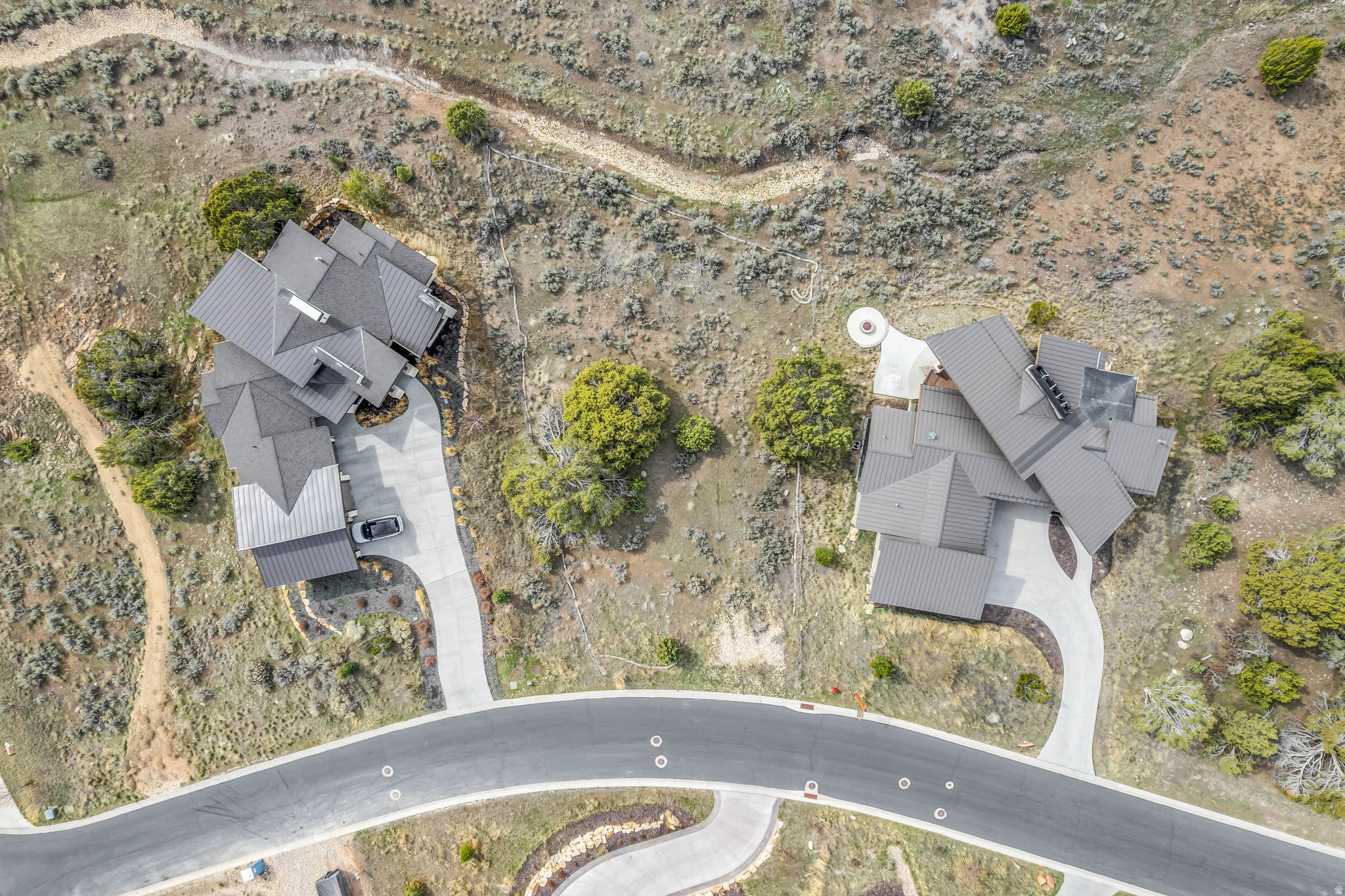 581 N RED MOUNTAIN CT Unit: 211