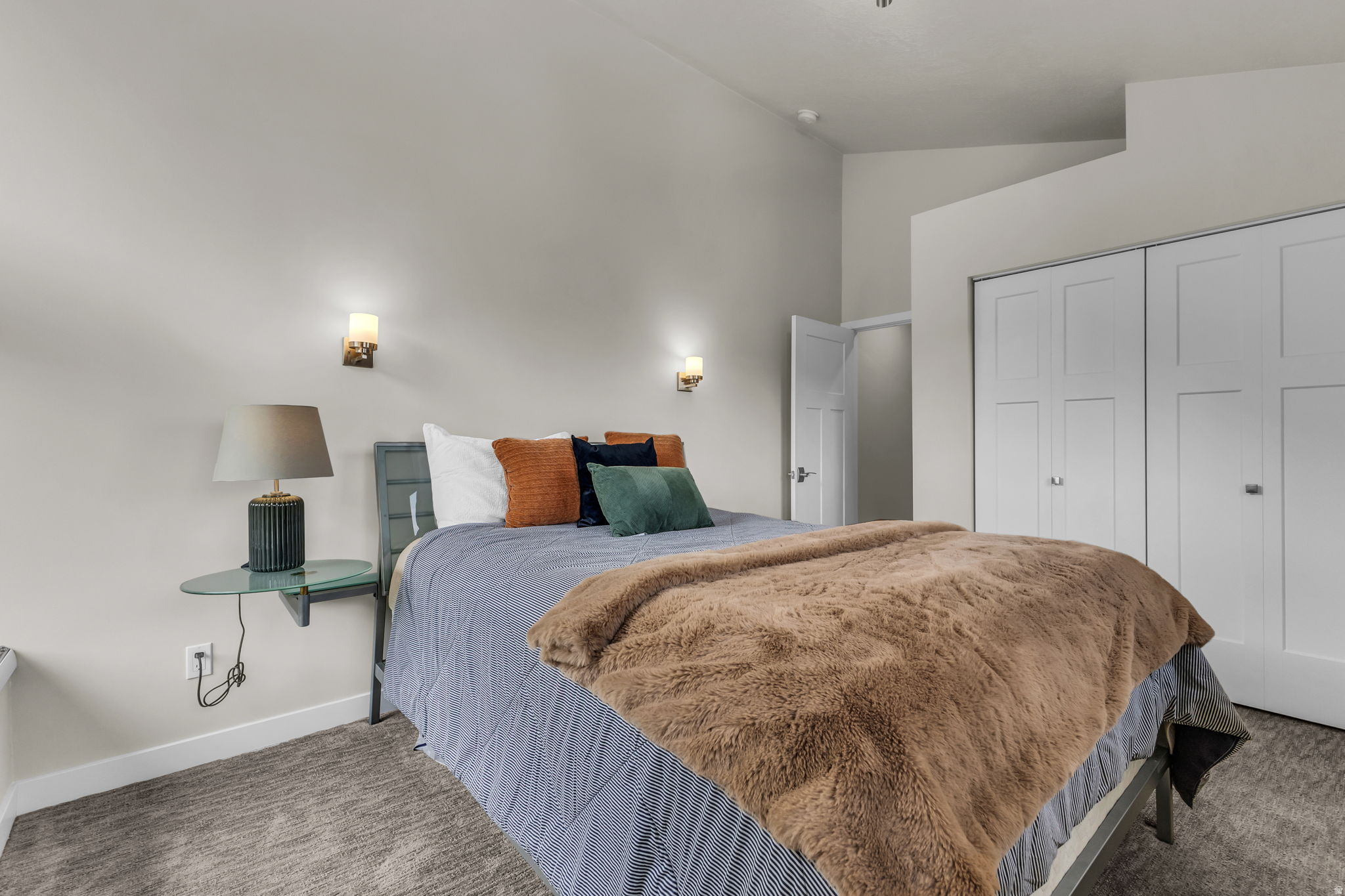 60 SAINT MORITZ CIR
