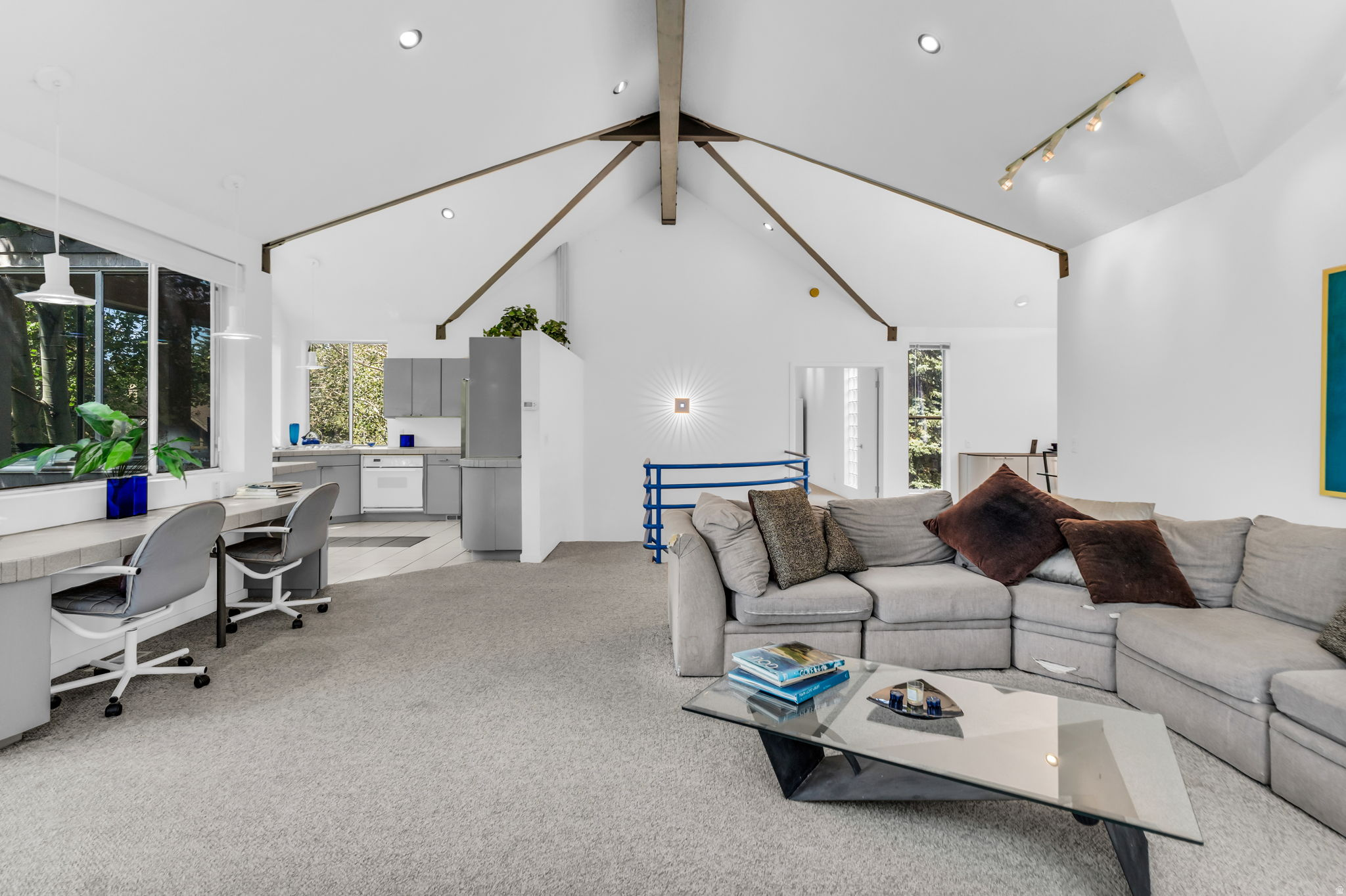 21 PROSPECTOR DR