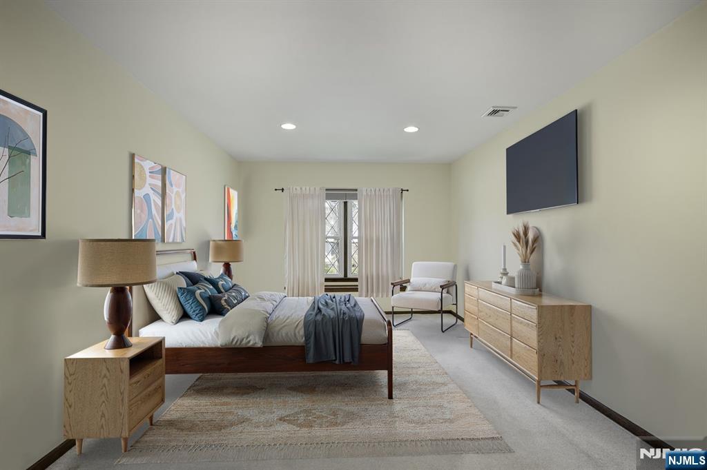 4 Pine Tree Drive