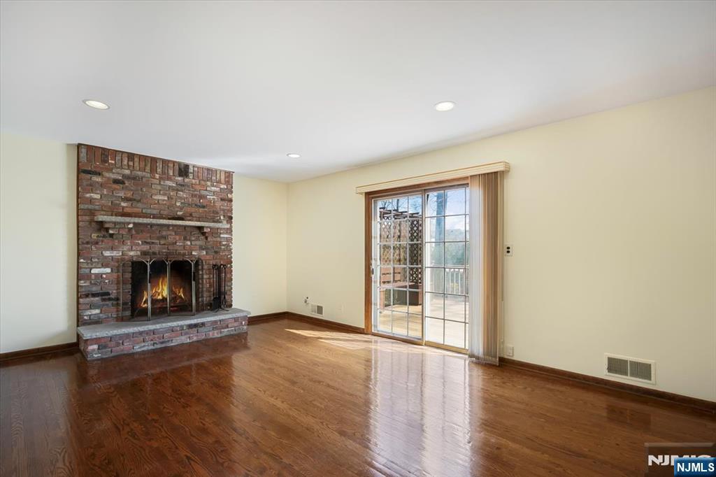 4 Pine Tree Drive