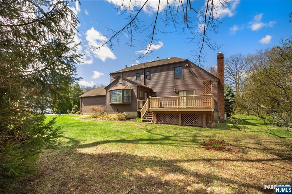 4 Pine Tree Drive