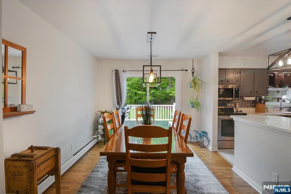 10 Hemlock Place