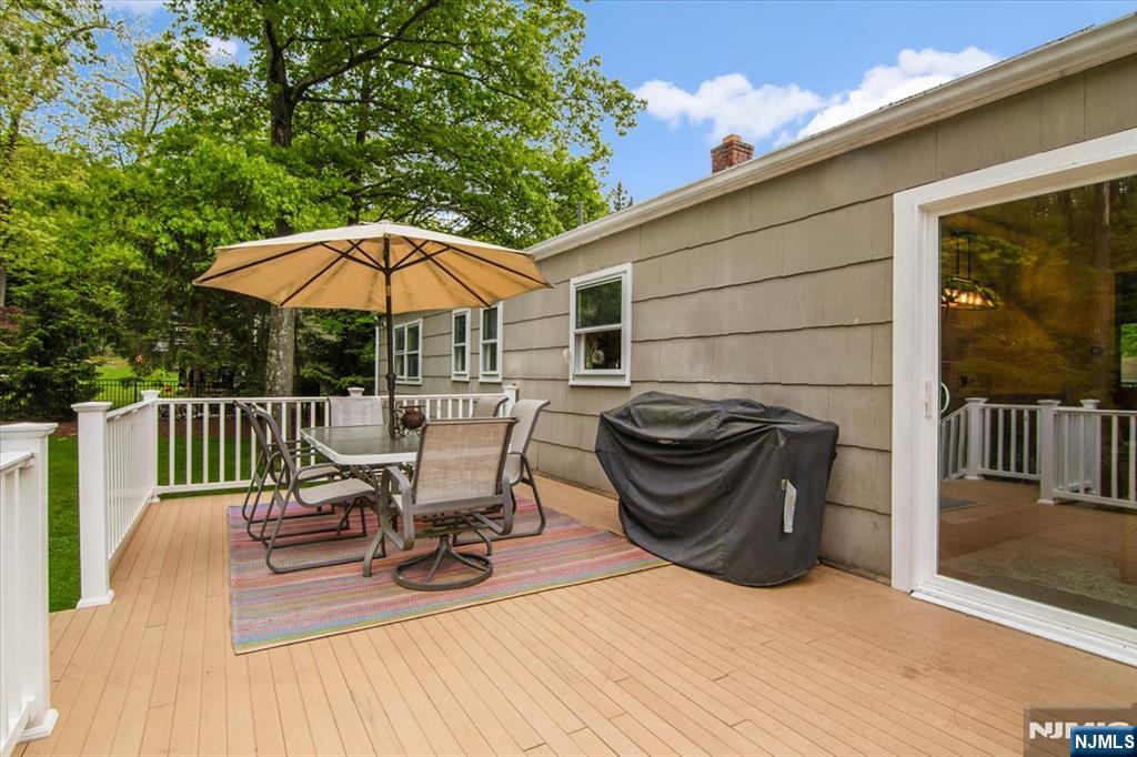 10 Hemlock Place