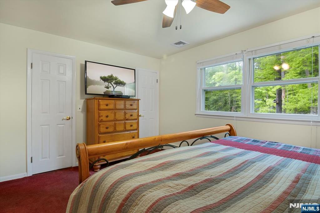 10 Hemlock Place