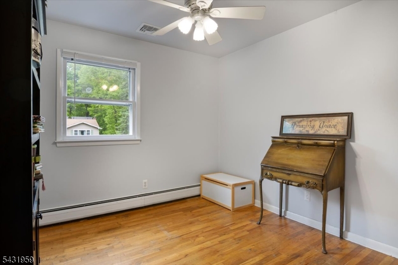 10 Hemlock Pl
