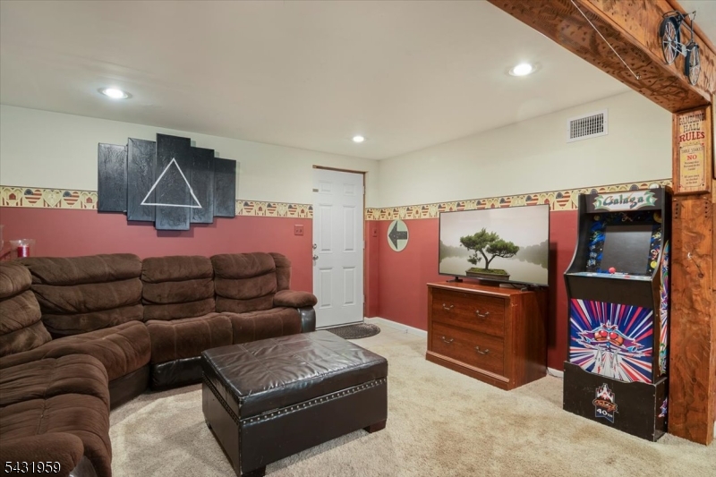 10 Hemlock Pl