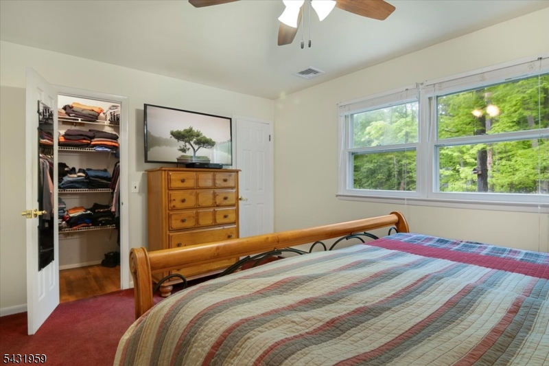 10 Hemlock Pl