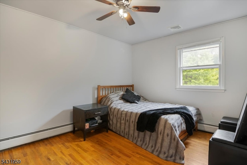10 Hemlock Pl