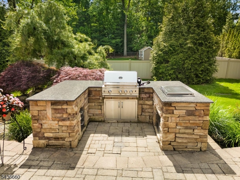 12 Longell Dr
