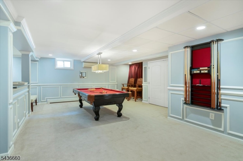 12 Longell Dr