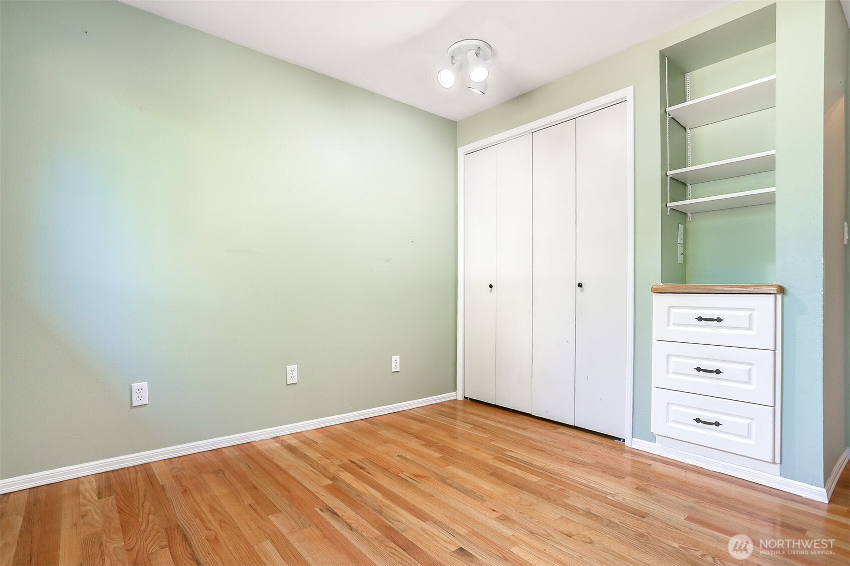 18555 Burke Avenue N