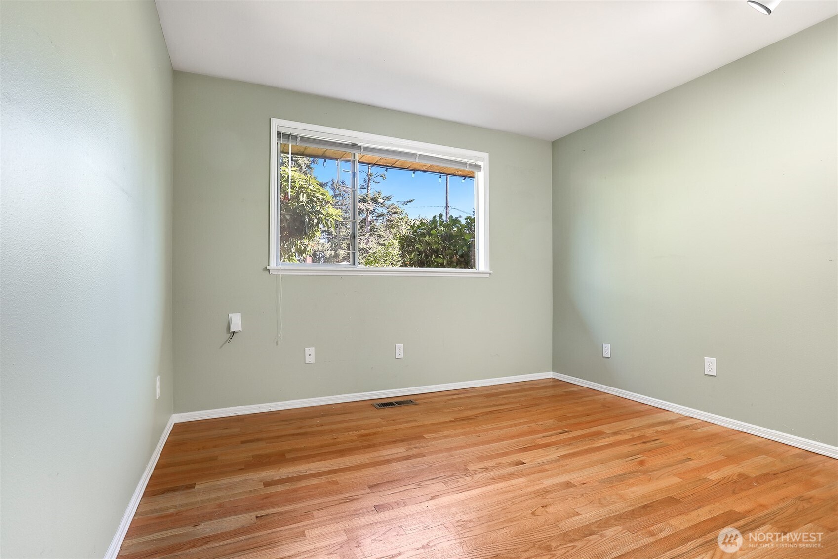 18555 Burke Avenue N