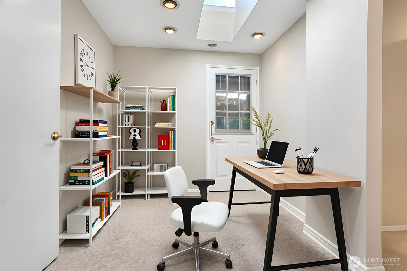 18555 Burke Avenue N