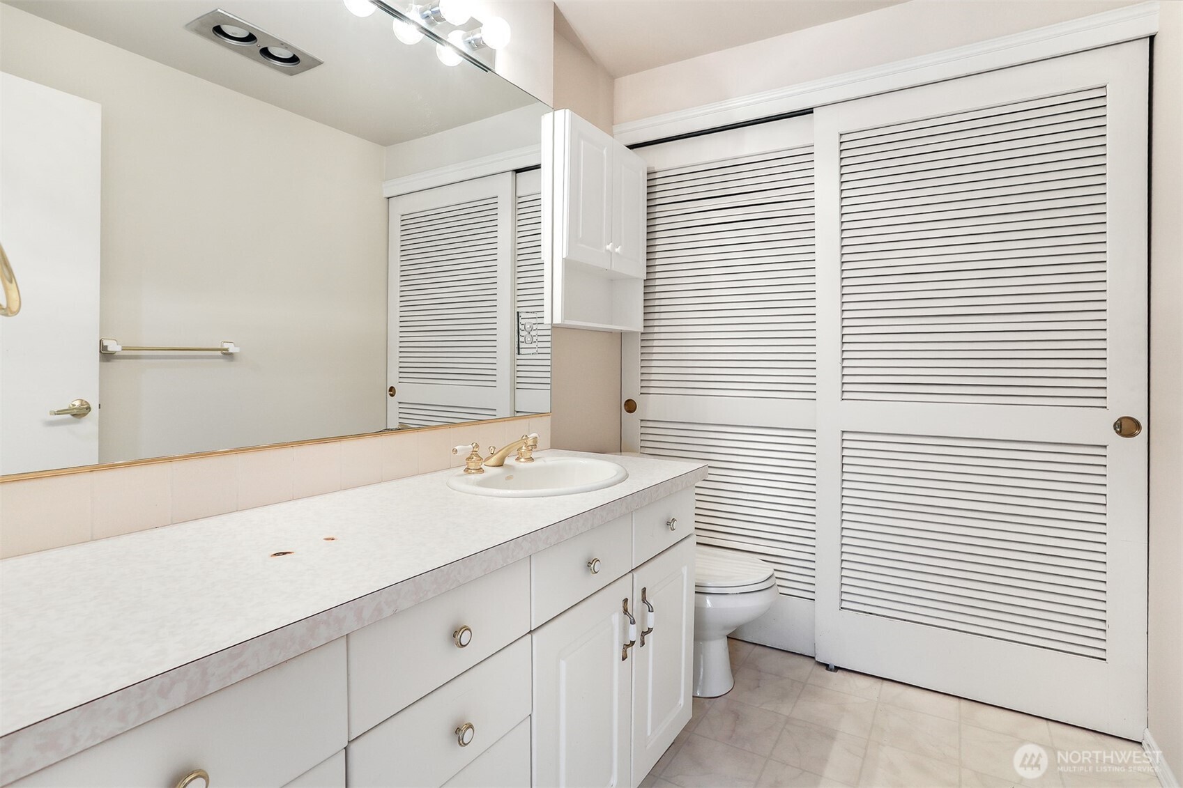 18555 Burke Avenue N